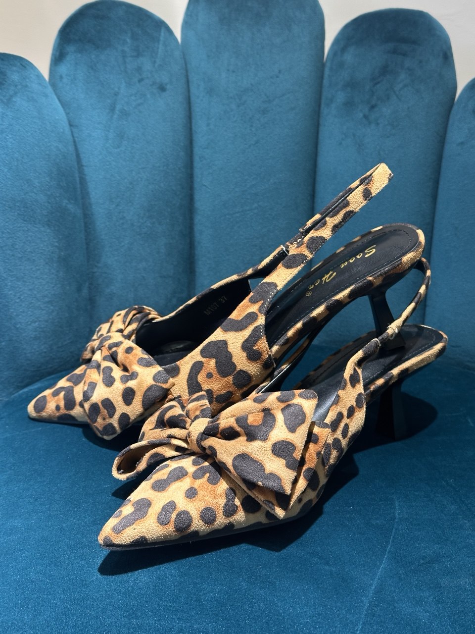 DECOLLETE' FIOCCO LEOPARDATO